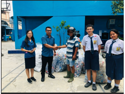 Penjualan Sampah Botol Plastik