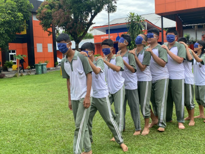 KEGIATAN OUTBOUND SMA METHODIST 6 MEDAN DI BPBD SUMATERA UTARA 
