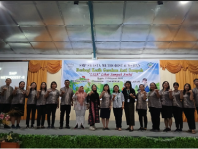 Foto Guru Bersama Narasumber Kegiatan Seminar Pengelolaan Sampah